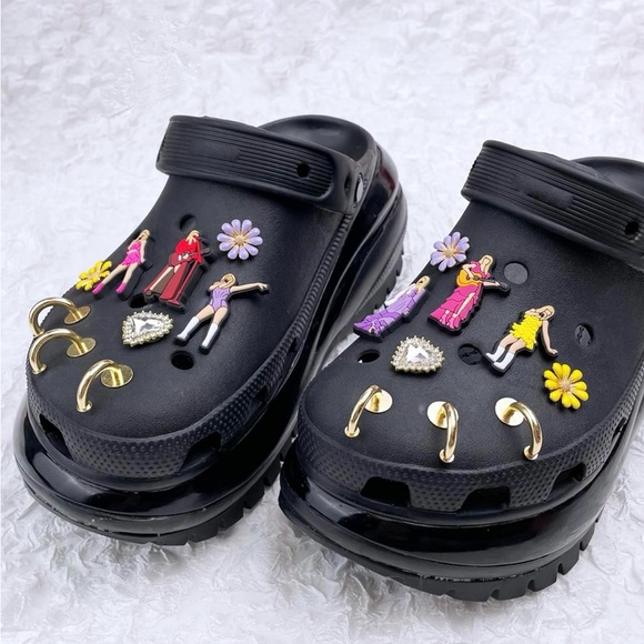 Taylor Swift Croc Charm Set of 10, Eras Tour Outfits - Picture 2 of 3